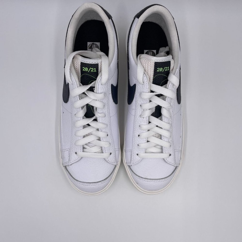 Nike Blazer Low ' 77 White Womens Shoes - Picture 5 of 8